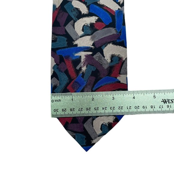 Andhurst Men's Abstract Black Red Blue Tan Classic Silk Necktie - Picture 5 of 6